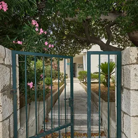 Dundo Διαμέρισμα Ντουμπρόβνικ